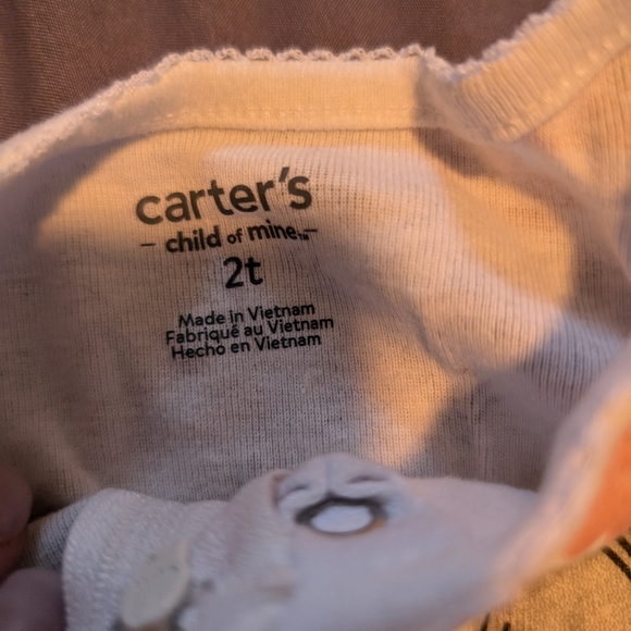Carter's cat print footed sleeper size 2T EUC - Picture 2 of 2